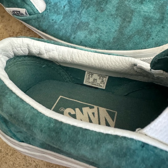 VANS Classic Slip-On Canvas Unisex Shoes Turquoise - W6 | M4.5 - Picture 3 of 9